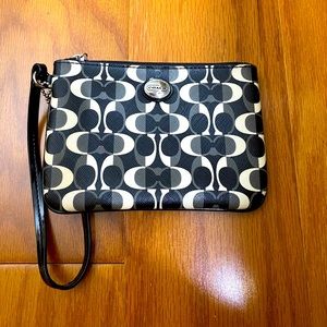 Coach wristlet wallet purse bag